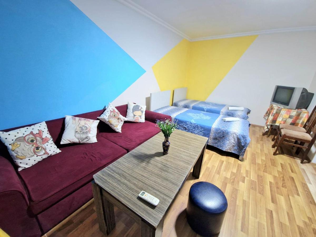 Guesthouse Gorgasali 57 Batumi Exterior photo