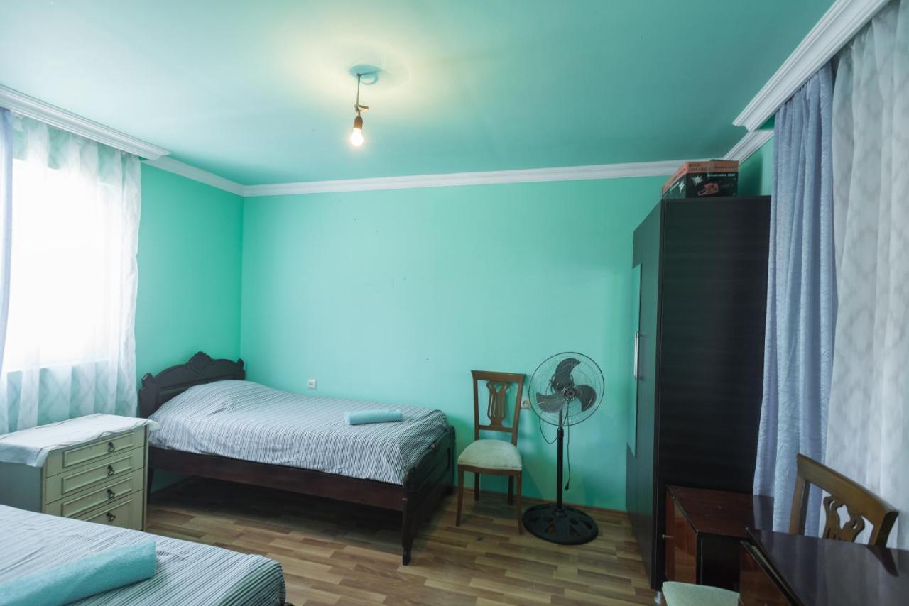 Guesthouse Gorgasali 57 Batumi Exterior photo